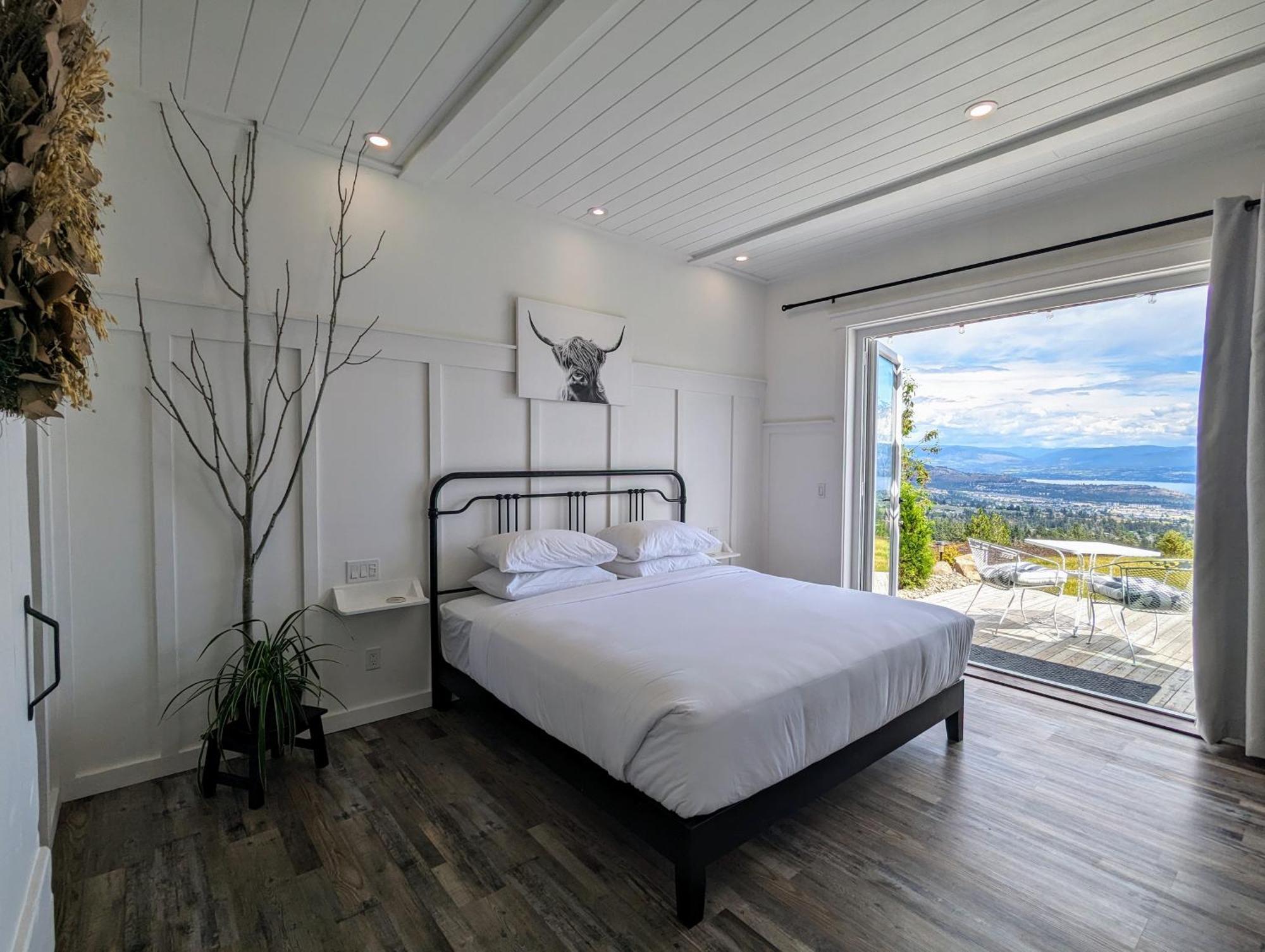 Bed and Breakfast Autumn Lane Farm&Gardens West Kelowna Exterior foto